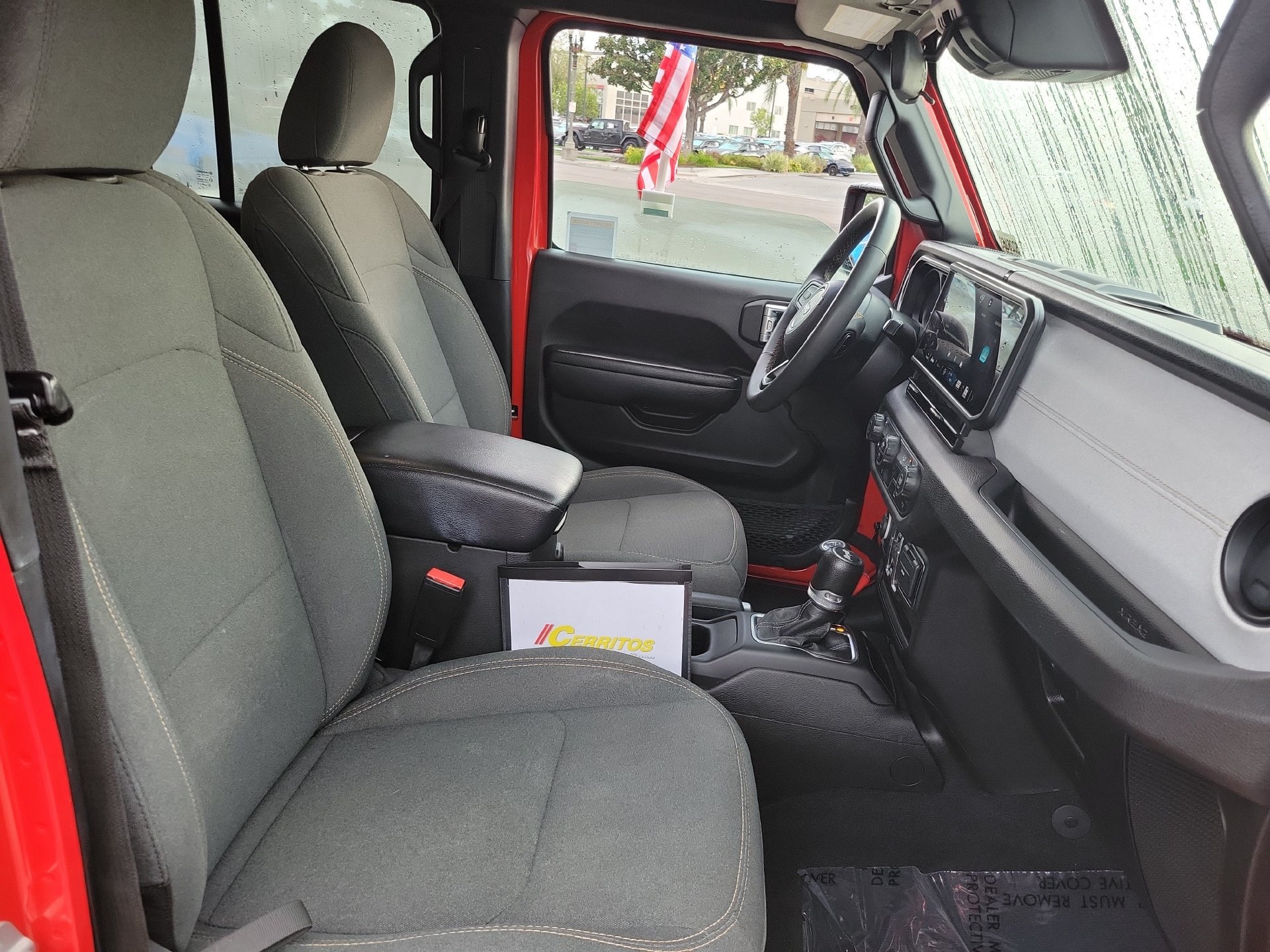 Certified 2024 Jeep Wrangler Unlimited AWD/4WD image 19
