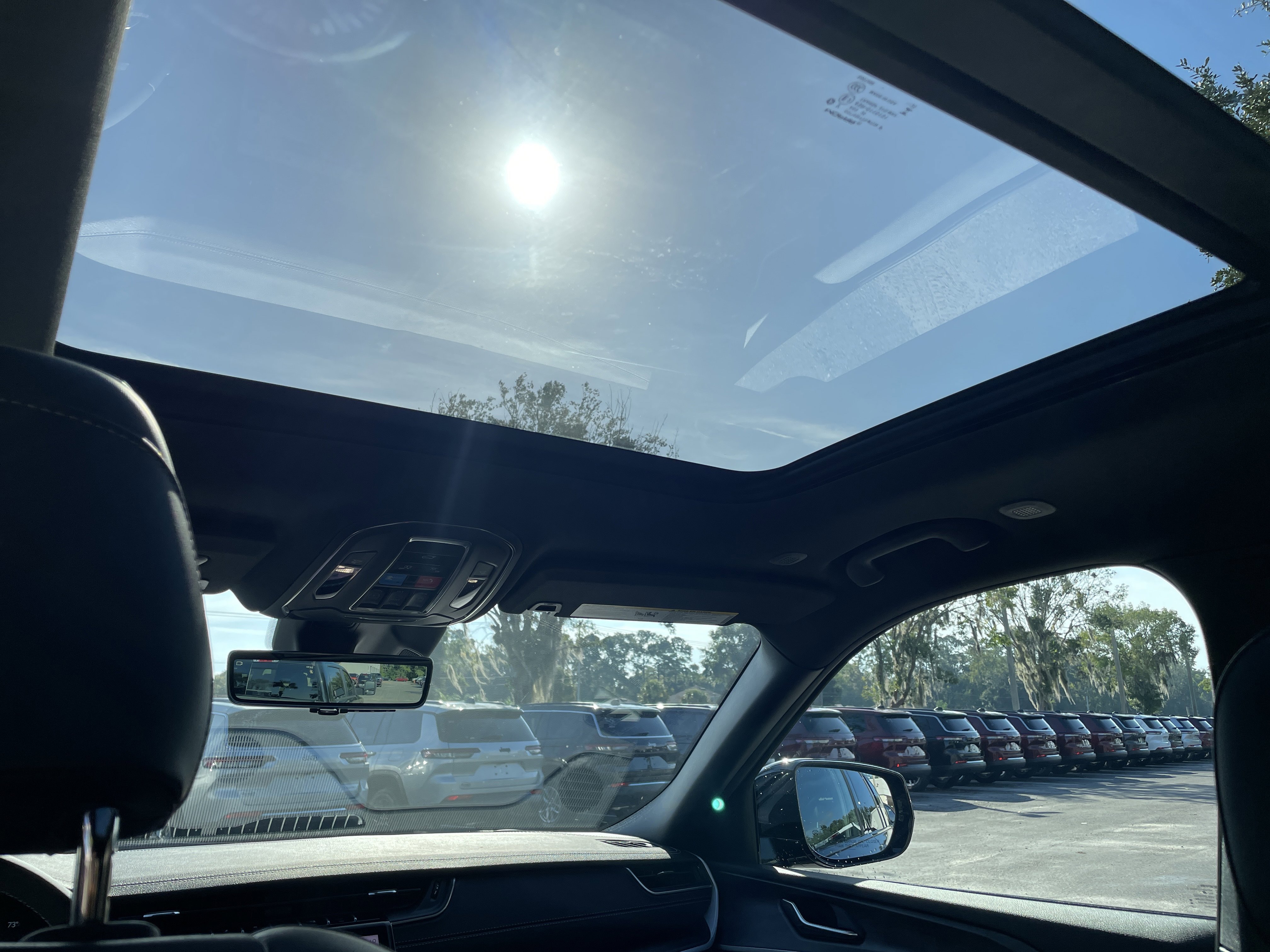 New 2025 Jeep Grand Cherokee Limited w/ Luxury Tech Group II image 40