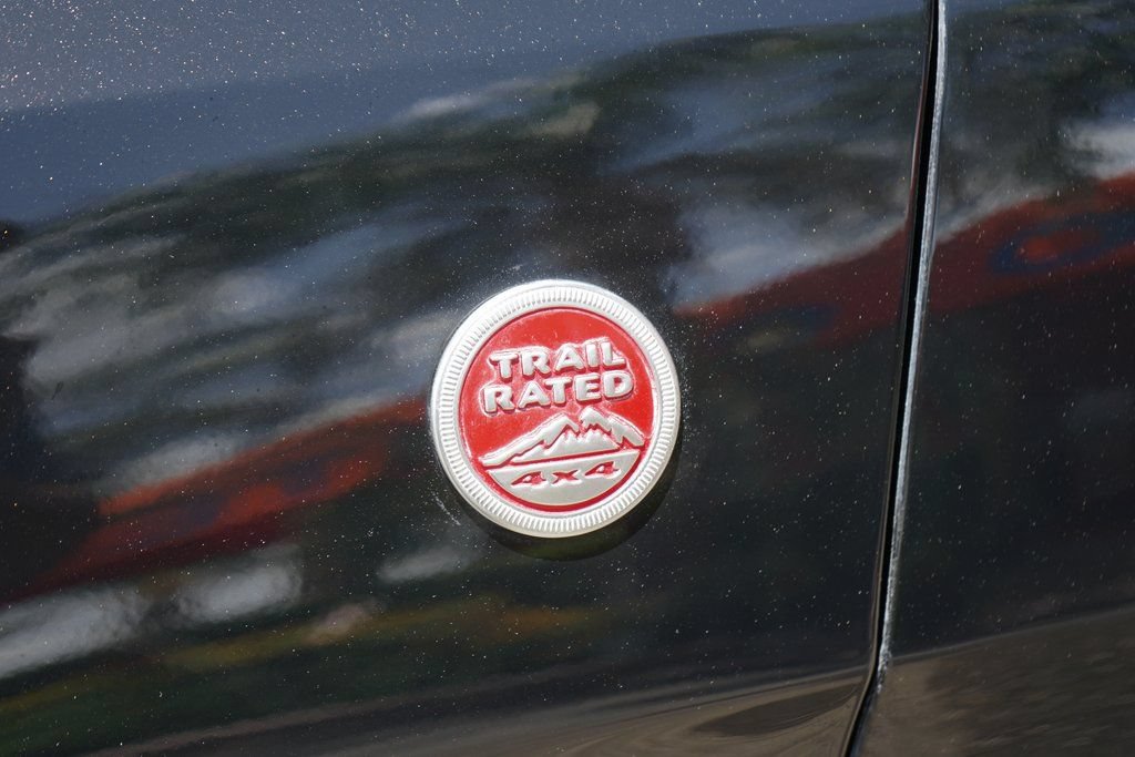 Used 2020 Jeep Grand Cherokee Trailhawk AWD/4WD image 48