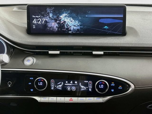 Used 2024 Genesis GV70 2.5T w/ Select Package AWD/4WD image 15