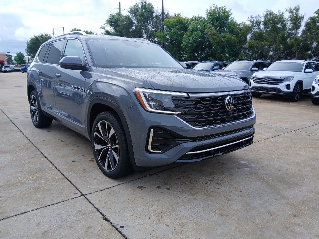 New 2026 Volkswagen Atlas SEL Premium R-Line