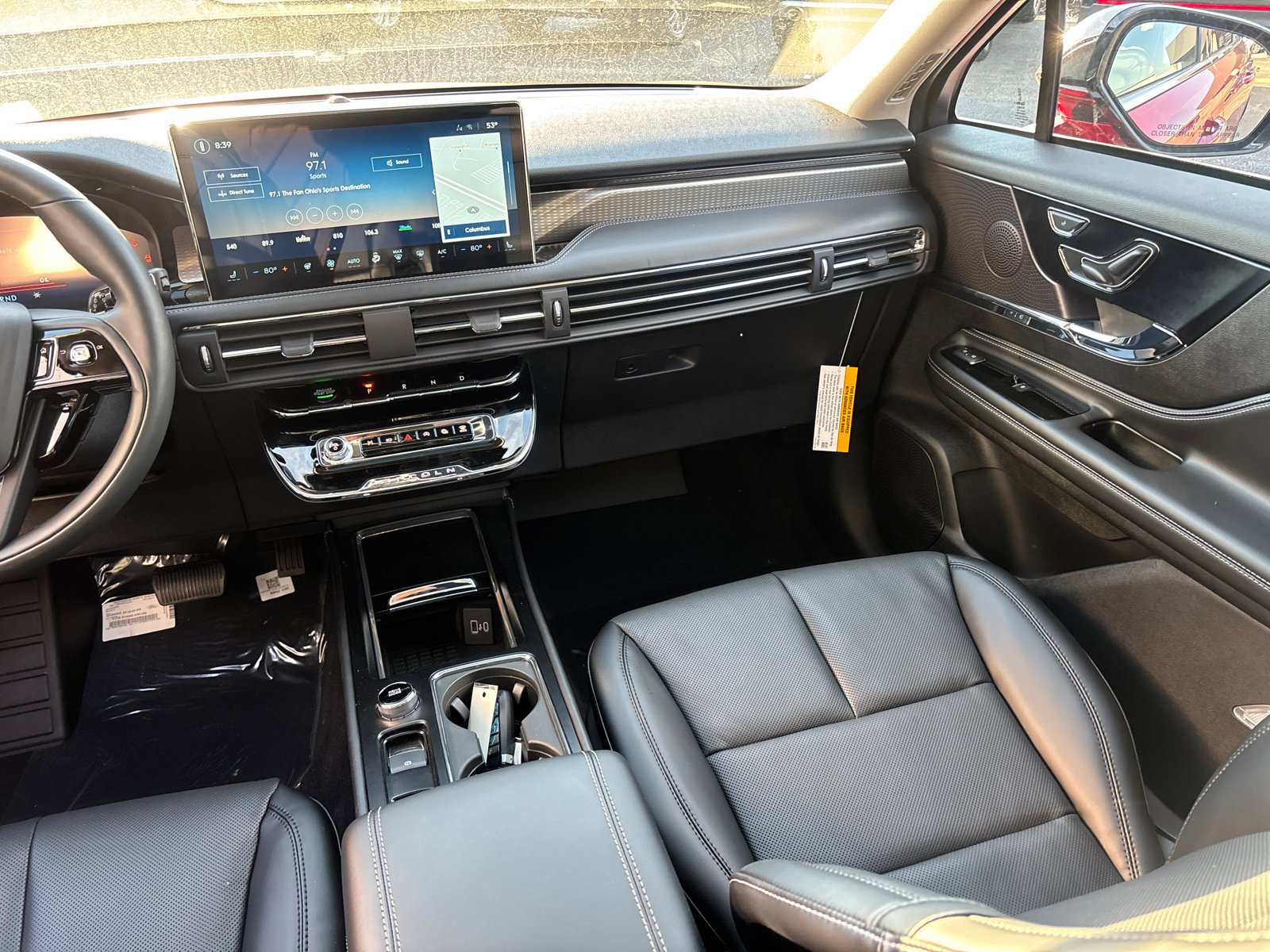 New 2026 Lincoln Corsair Reserve w/ Rear Removable Package Tray image 31