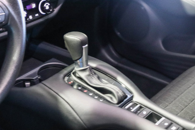Certified 2025 Honda HR-V LX image 19