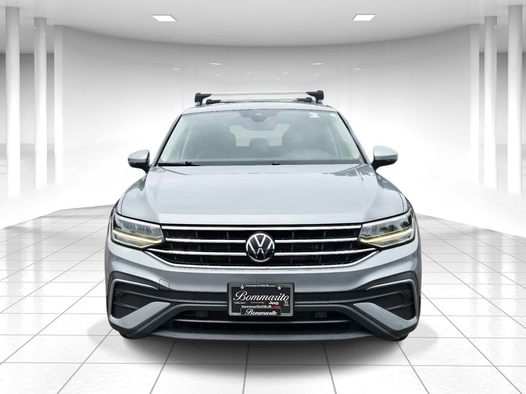 Used 2022 Volkswagen Tiguan SE AWD/4WD image 8