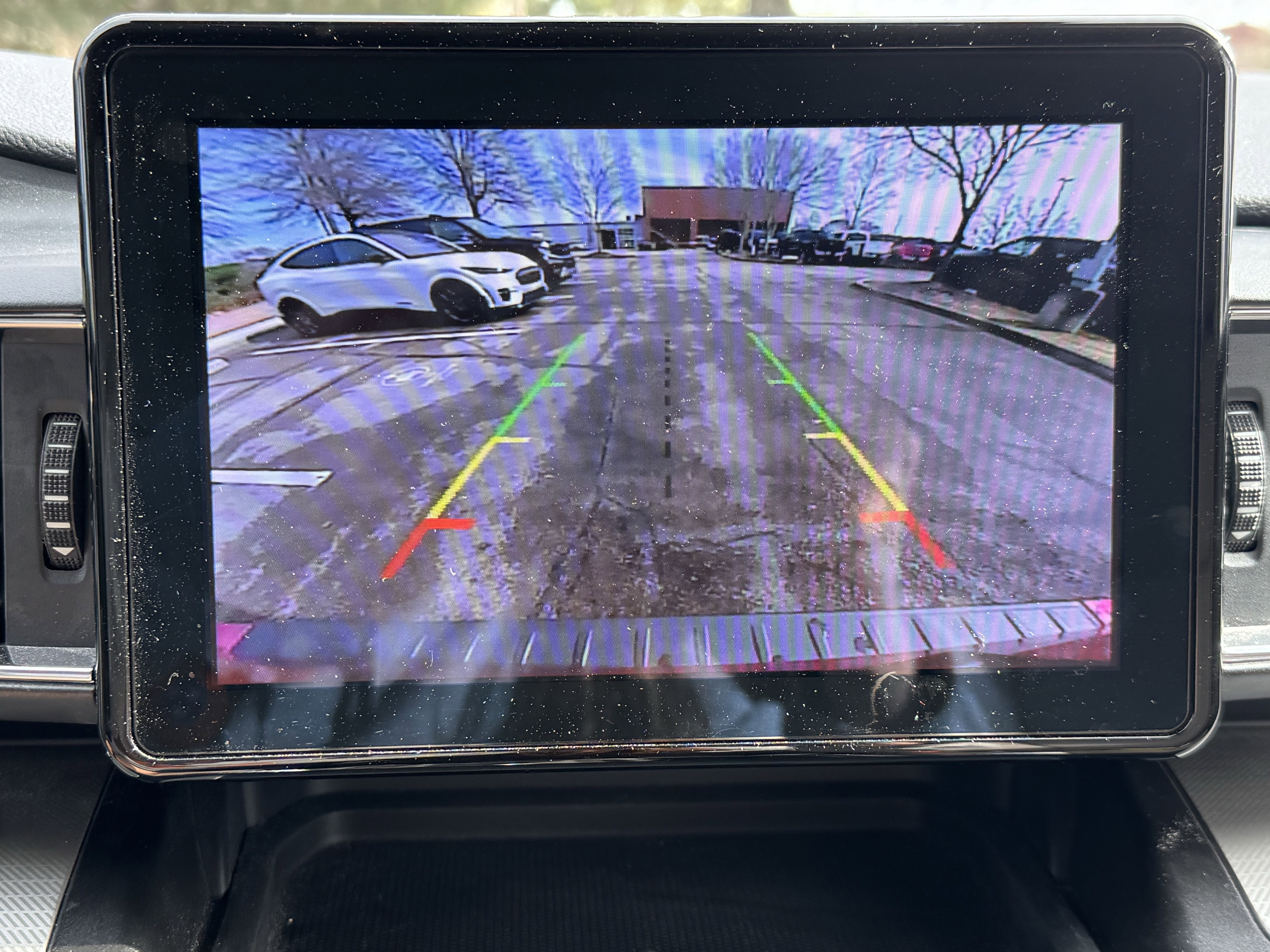 Certified 2020 Ford Explorer XLT w/ Equipment Group 202A image 20