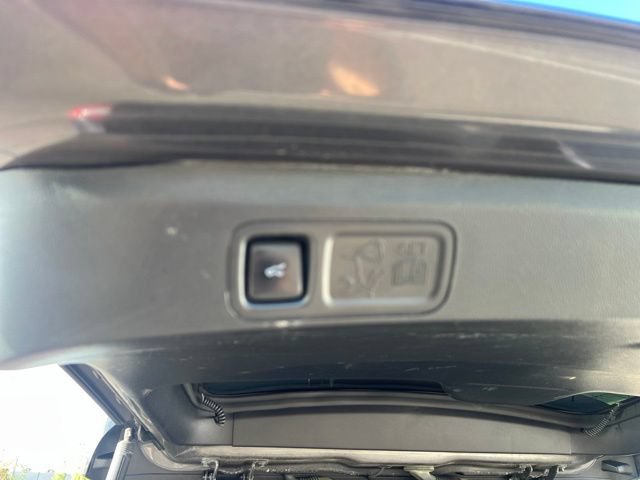 Used 2019 Ford Expedition Limited w/ Special Edition Package AWD/4WD image 16
