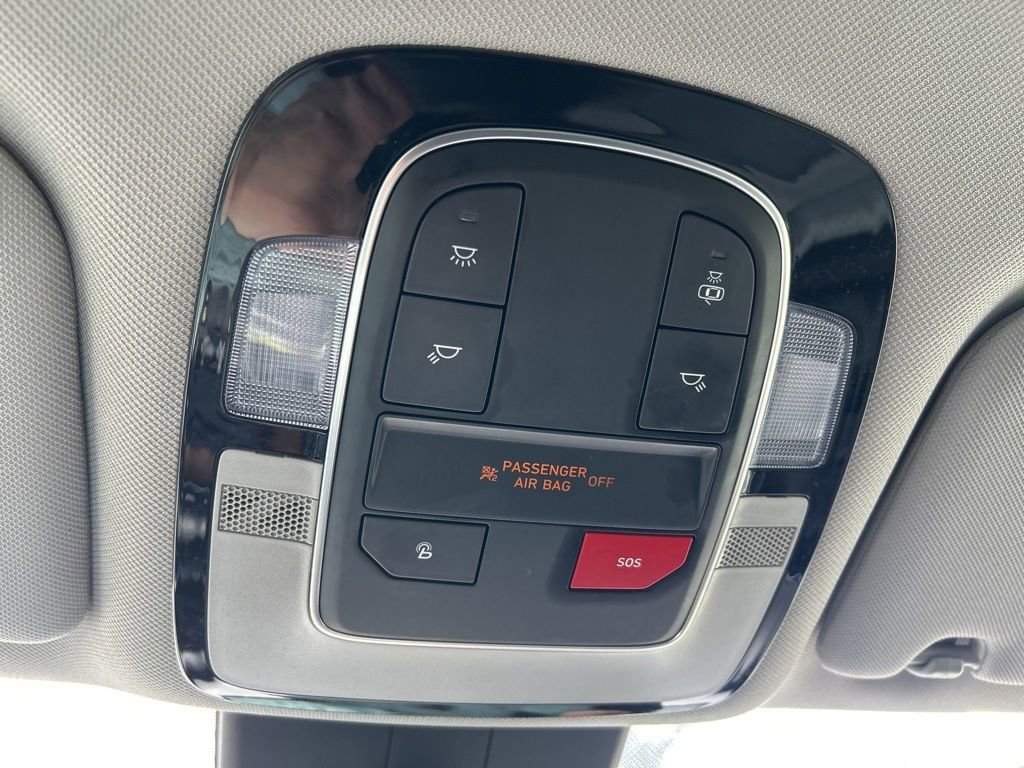 Used 2023 Hyundai Santa Fe SEL image 34