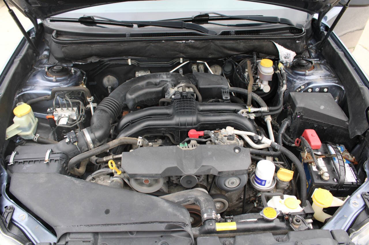 Used 2013 Subaru Legacy 2.5i Premium w/ Popular Pkg 2 AWD/4WD image 17