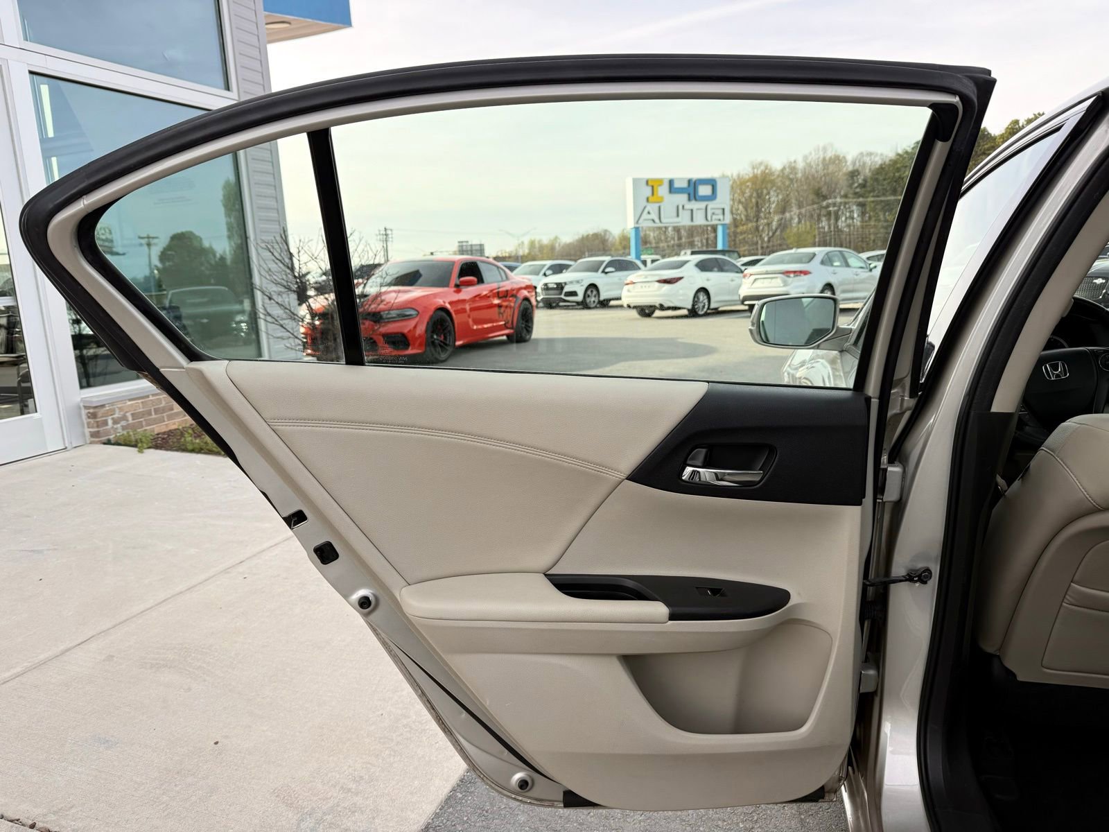 Used 2013 Honda Accord EX-L image 17