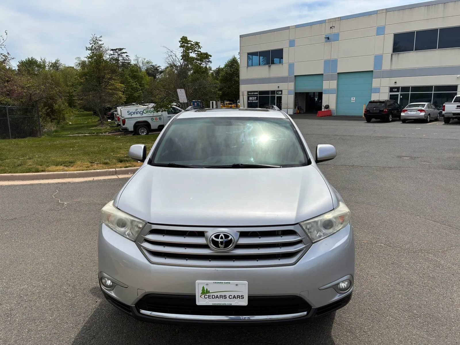 Used 2012 Toyota Highlander SE w/ Tow Pkg AWD/4WD image 11