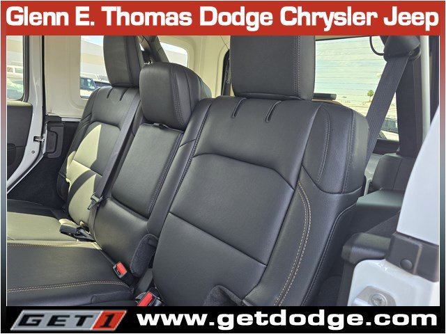 Certified 2025 Jeep Wrangler Sahara w/ Safety Group image 26