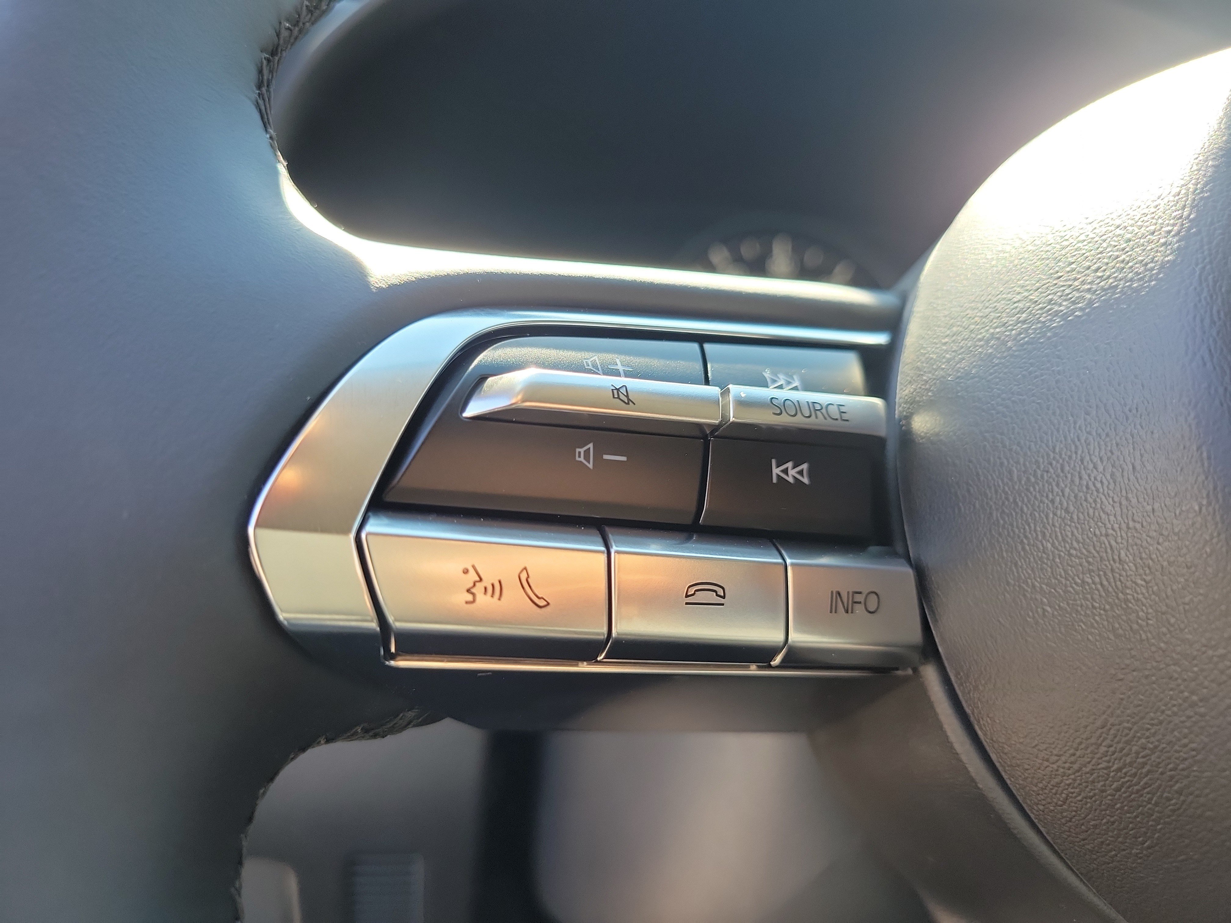 New 2026 MAZDA CX-50 AWD 2.5 Hybrid w/ Premium Pkg image 26