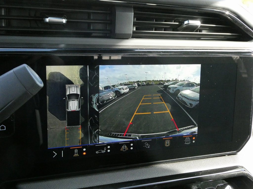 New 2026 GMC Sierra 2500 AT4 w/ AT4 Premium Plus Package image 7