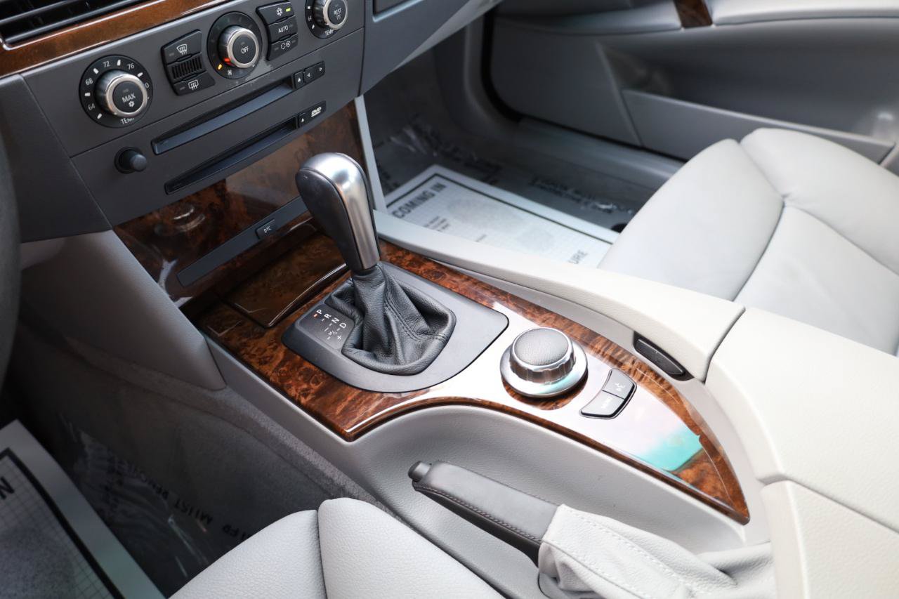 Used 2007 BMW 530i Sedan RWD image 11