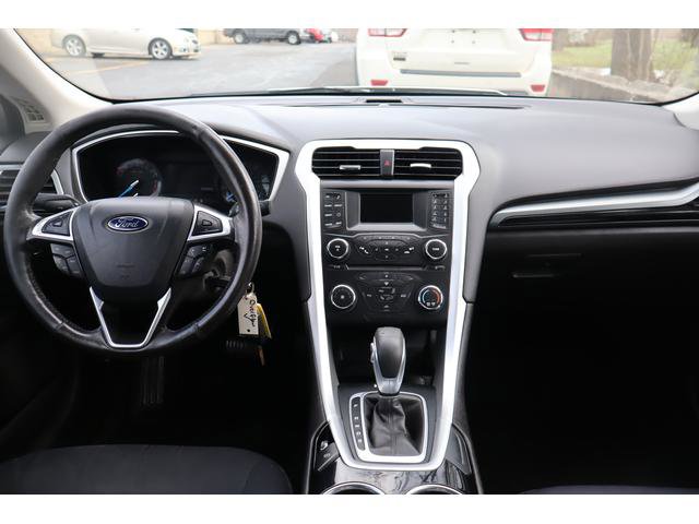 Used 2014 Ford Fusion SE w/ Equipment Group 201A image 9
