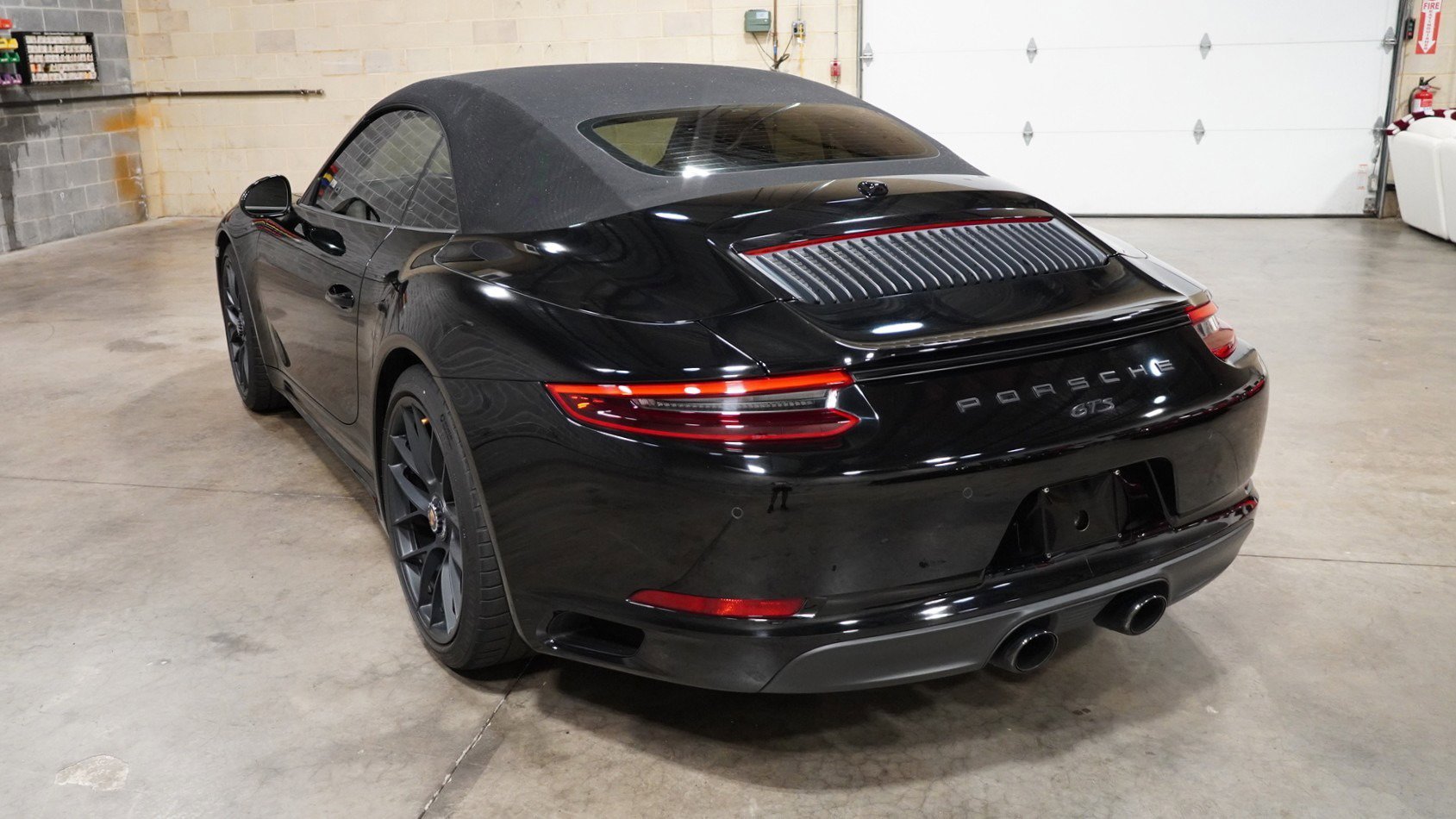 Used 2019 Porsche 911 Carrera 4 GTS image 14