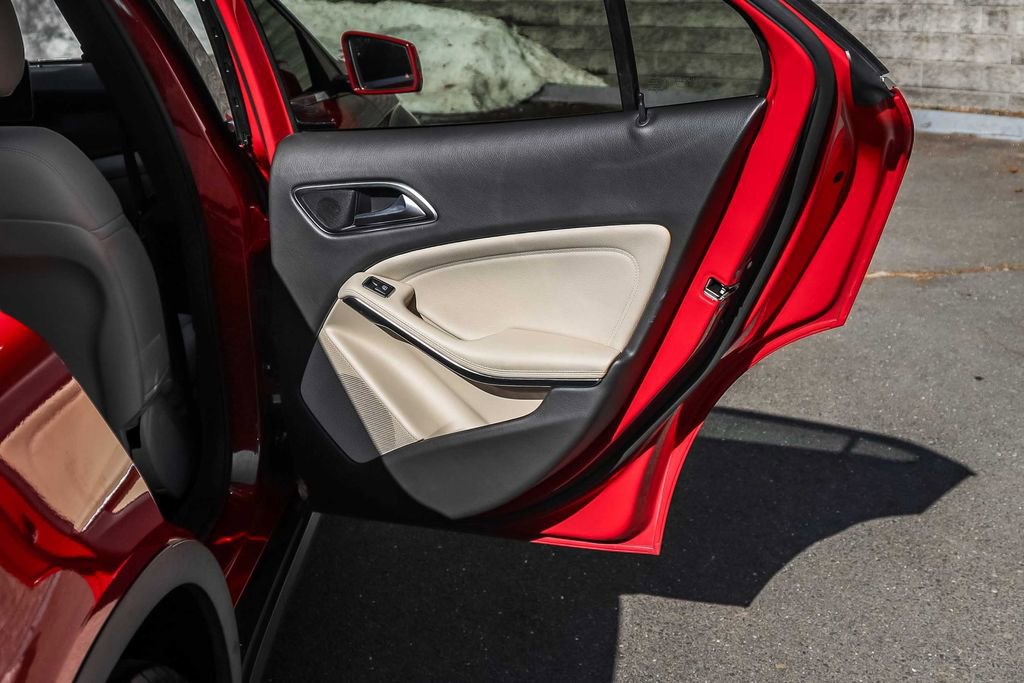 Used 2019 Mercedes-Benz GLA 250 4MATIC image 15