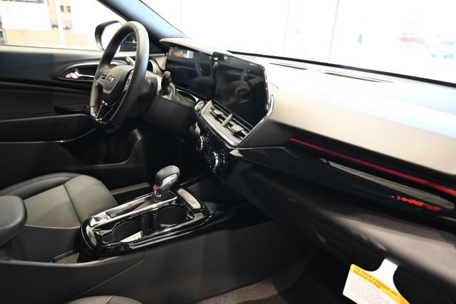 New 2026 Chevrolet Trax RS w/ Driver Confidence Package FWD image 13