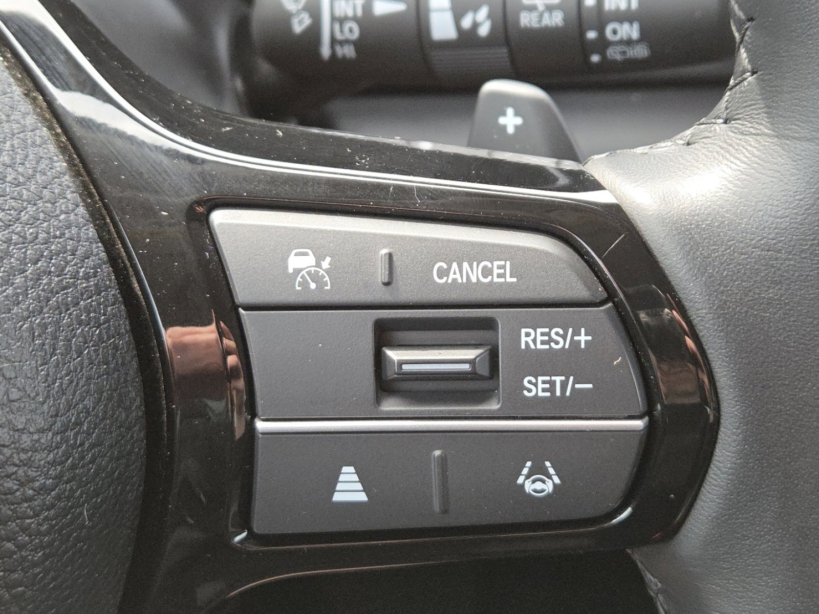 Used 2023 Honda Pilot EX-L image 9