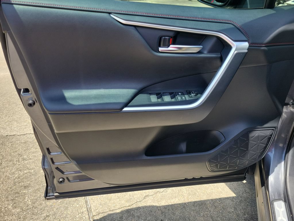 Certified 2025 Toyota RAV4 XSE AWD/4WD image 12