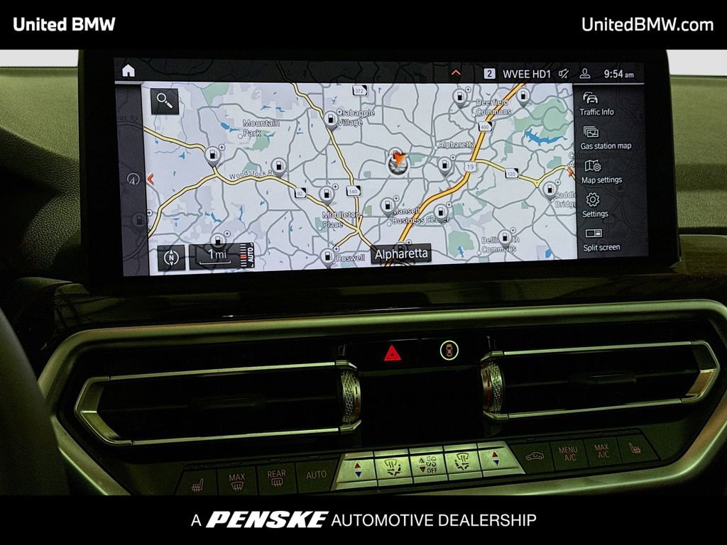 Used 2025 BMW X4 xDrive30i image 10