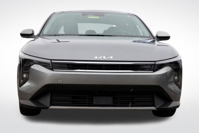 Used 2025 Kia K4 EX image 4