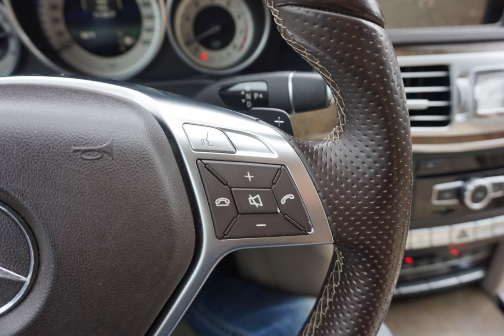 Used 2015 Mercedes-Benz E 350 Sedan image 32