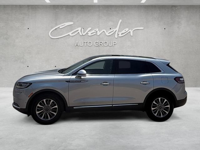 Used 2022 Lincoln Nautilus Reserve FWD image 13