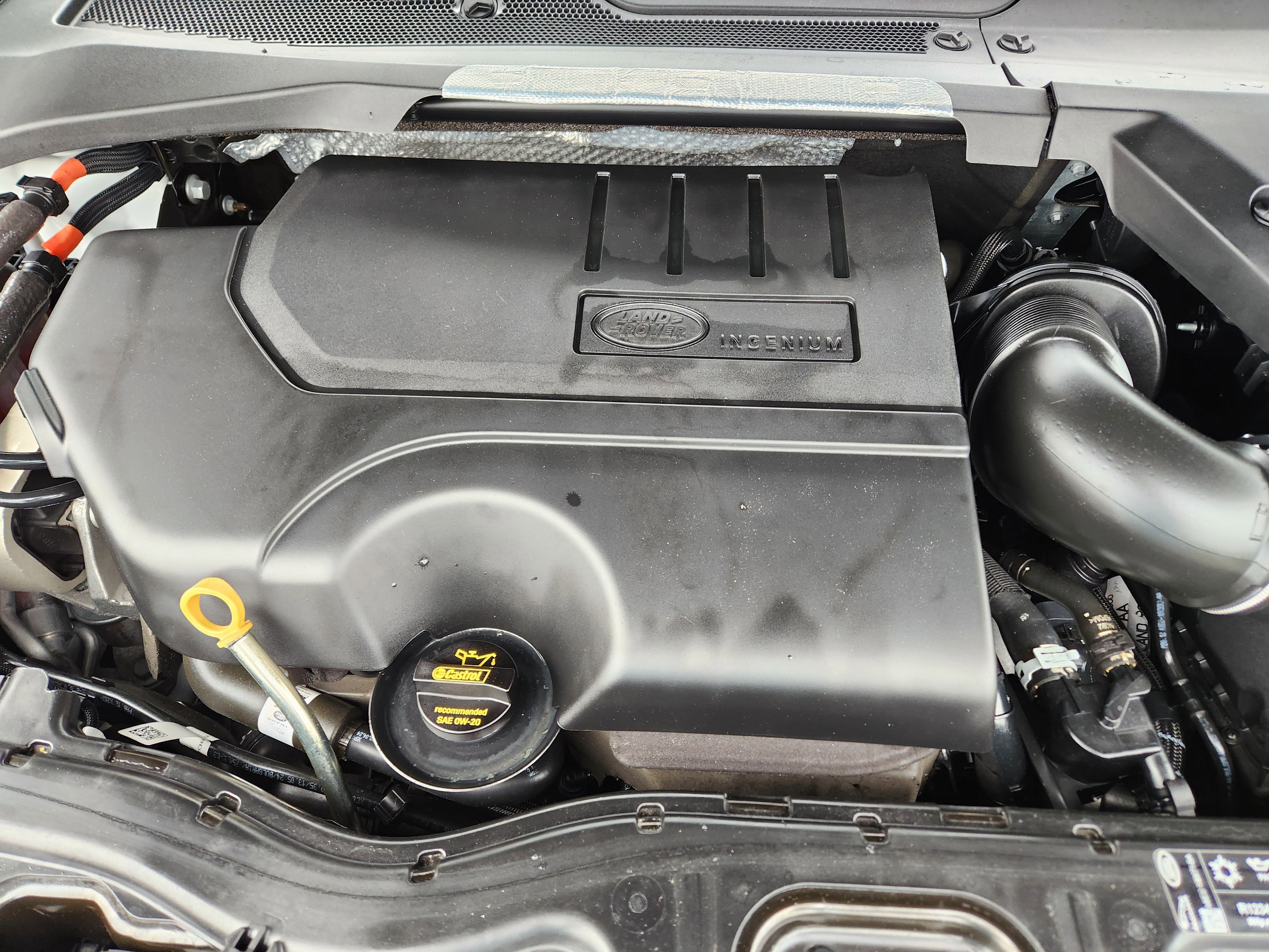 Certified 2025 Land Rover Discovery Sport S image 9