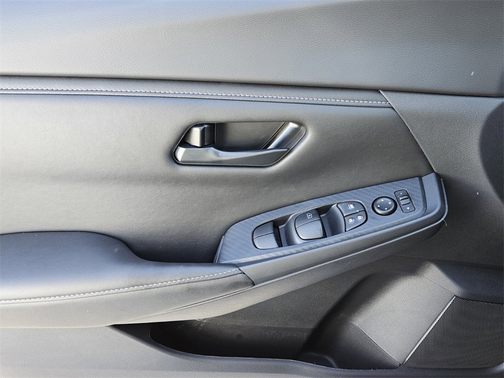 New 2025 Nissan Sentra S image 30