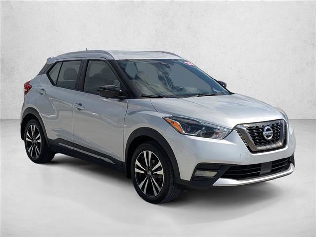 Used 2020 Nissan Kicks SR FWD image 3