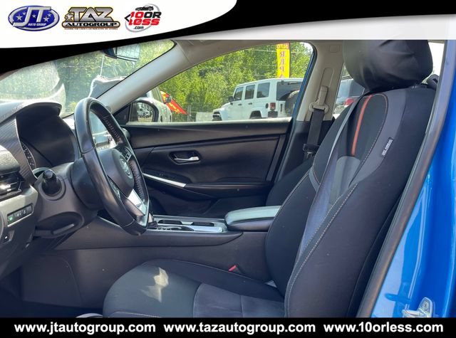 Used 2023 Nissan Sentra SR w/ Electronics Package FWD image 8