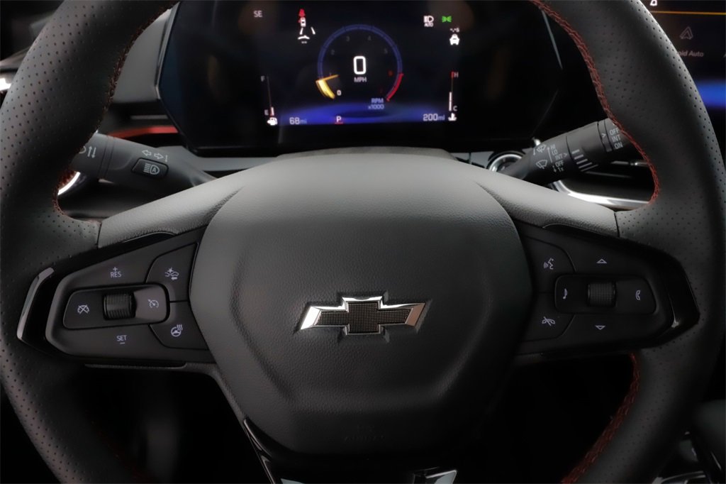 Used 2025 Chevrolet Trax RS w/ Driver Confidence Package image 20