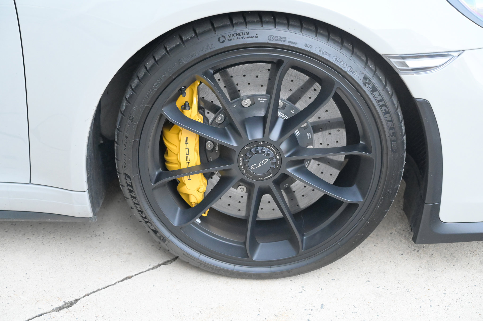 Used 2018 Porsche 911 GT3 image 12