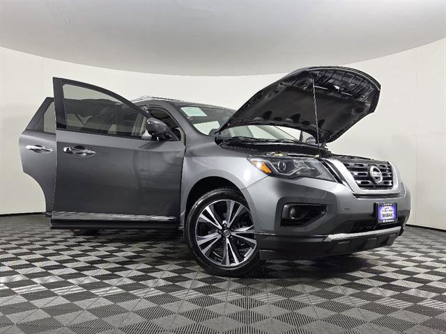 Used 2018 Nissan Pathfinder Platinum AWD/4WD image 55