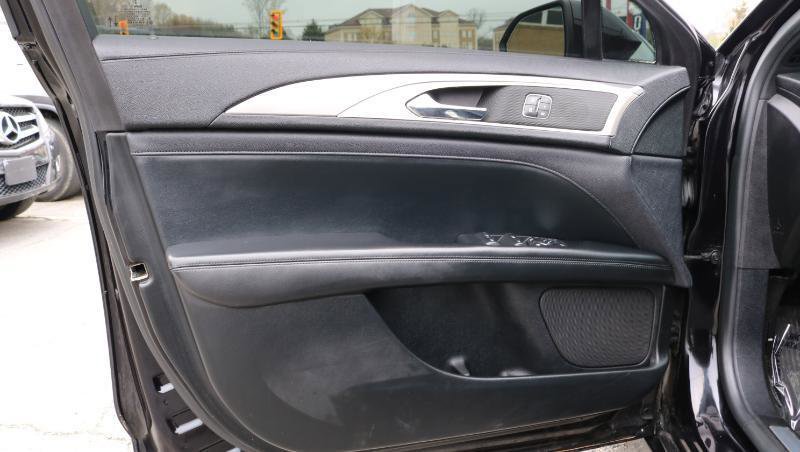 Used 2020 Lincoln MKZ w/ Convenience Package image 8