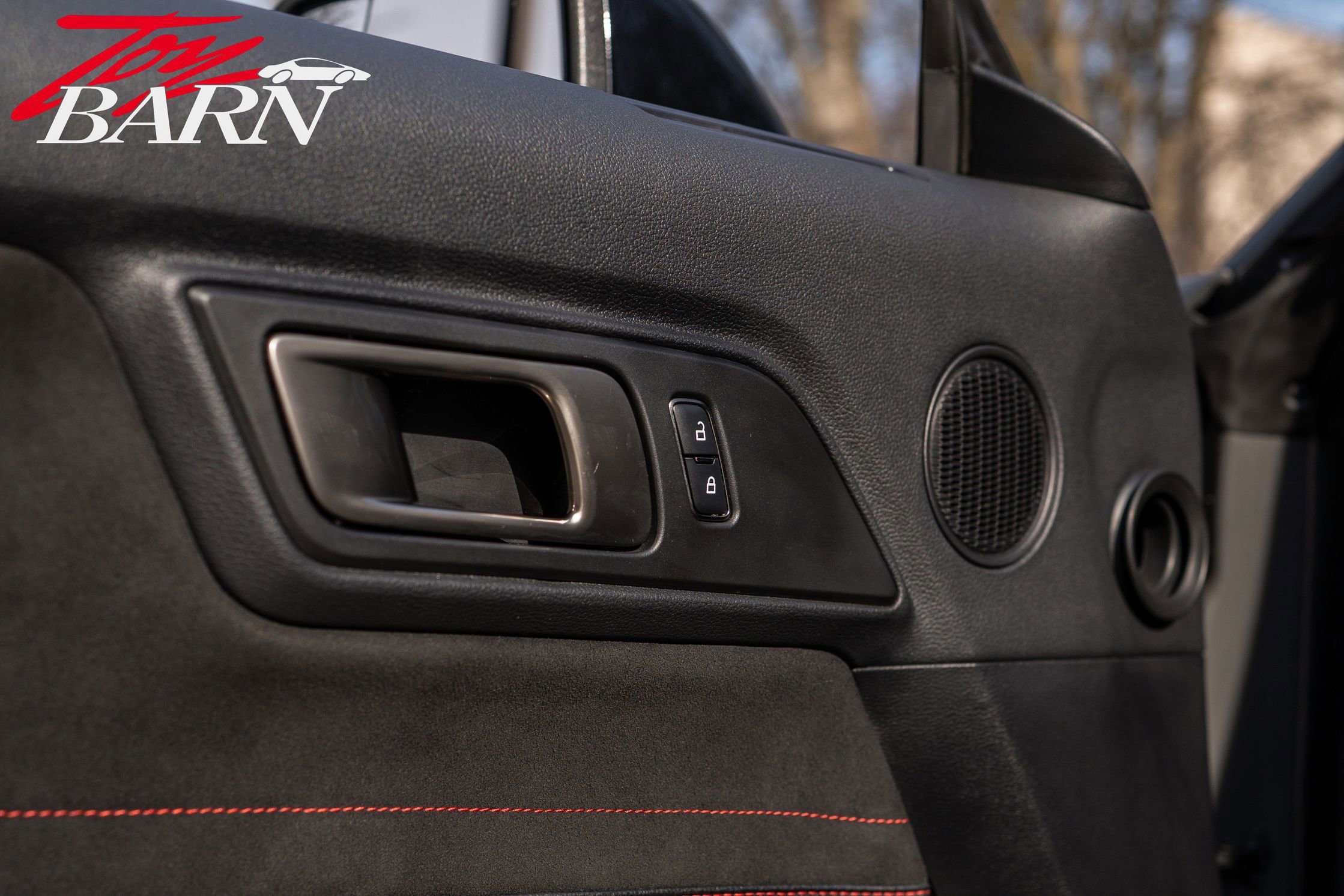 Used 2018 Ford Mustang Shelby GT350R w/ GT350R Equipment Group 920A image 17