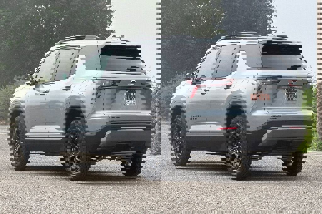 New 2026 Chevrolet Equinox LT w/ Convenience Package II image 6