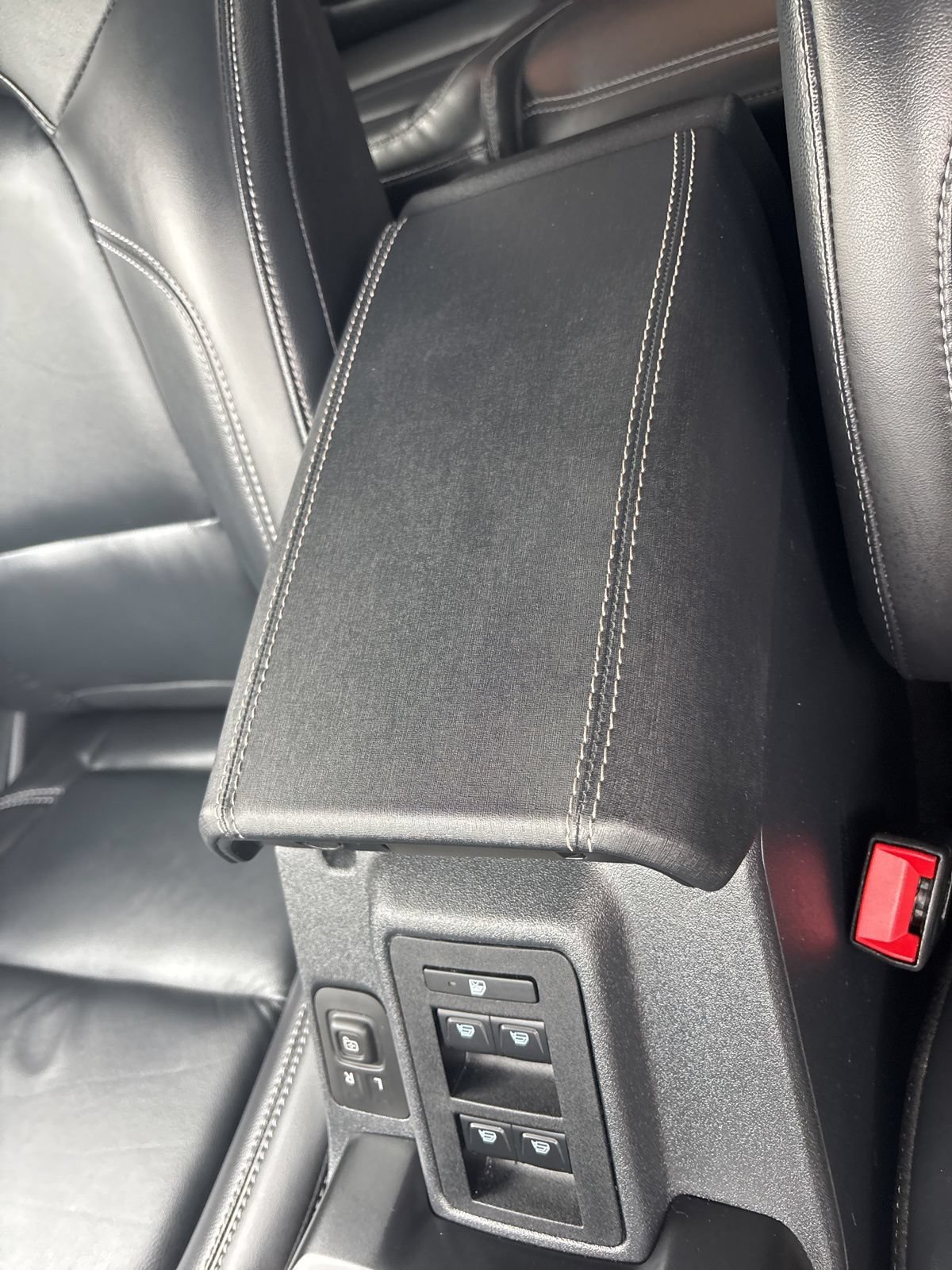 Used 2025 Ford Bronco Outer Banks AWD/4WD image 32