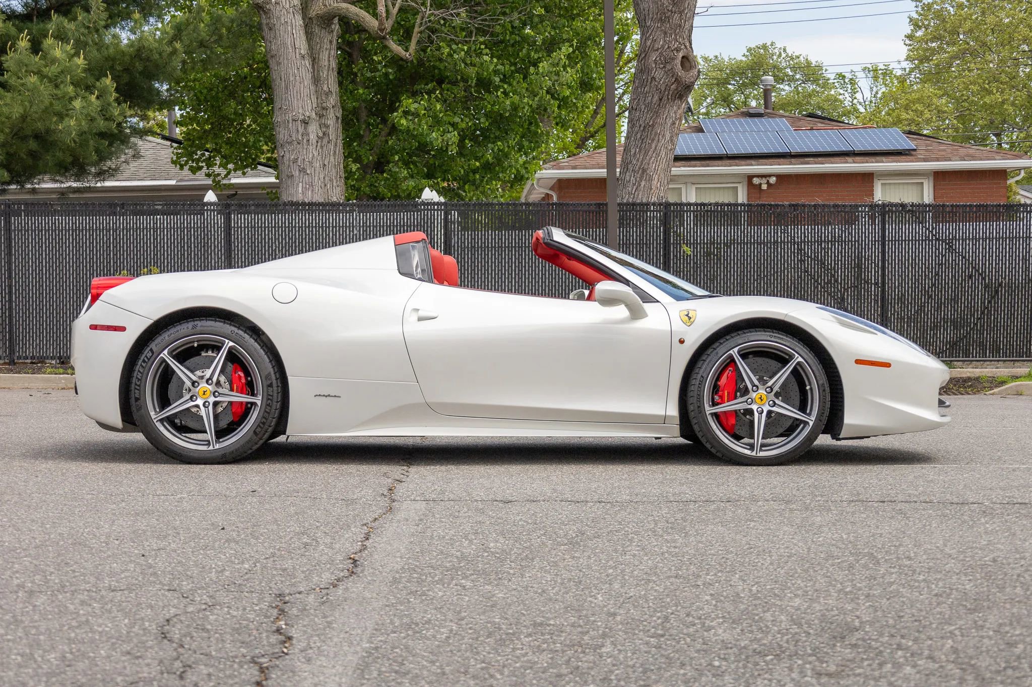 Used 2012 Ferrari 458 Spider RWD image 29