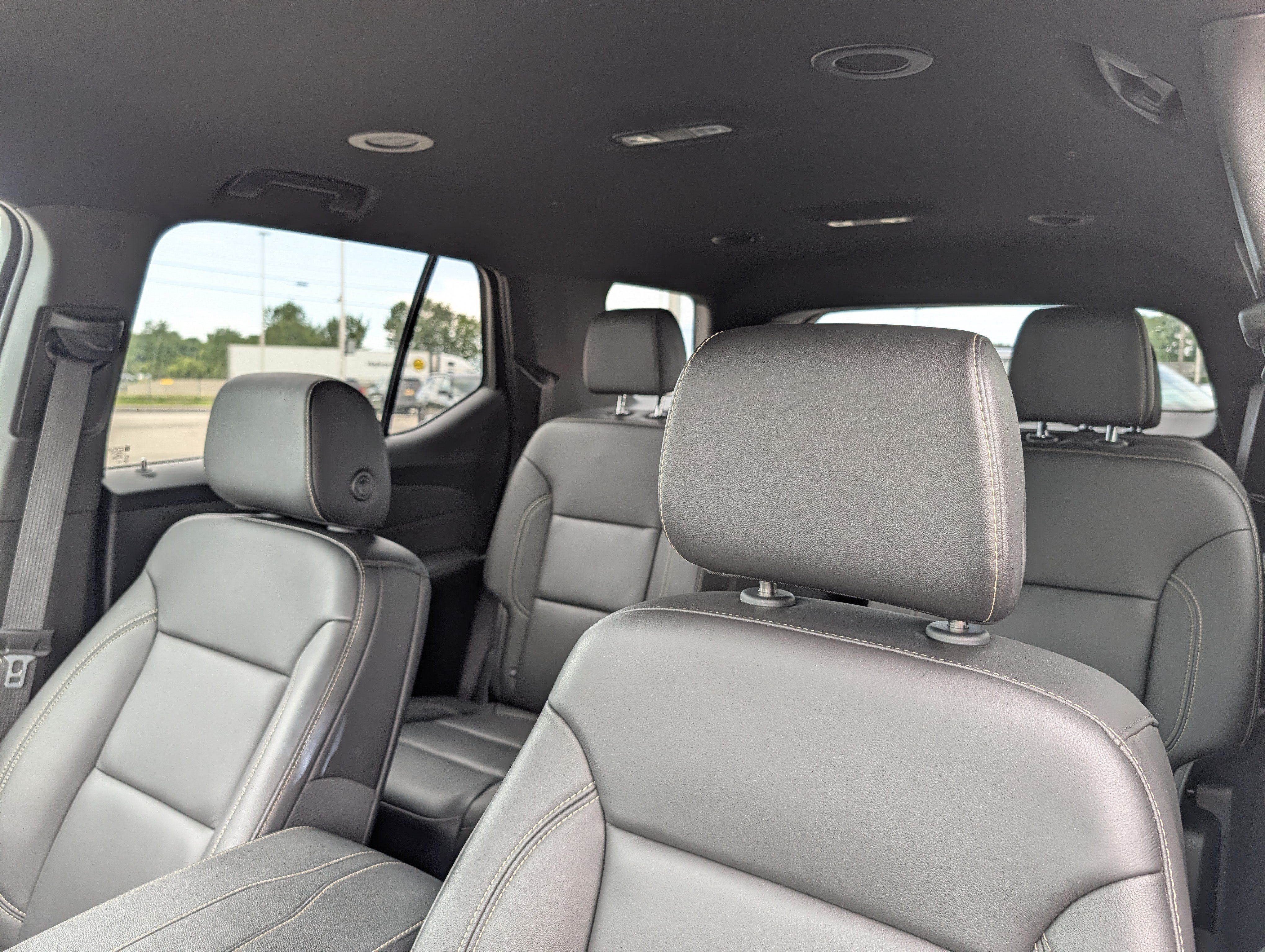 Used 2023 Chevrolet Traverse LT w/ Midnight/Sport Edition AWD/4WD image 20