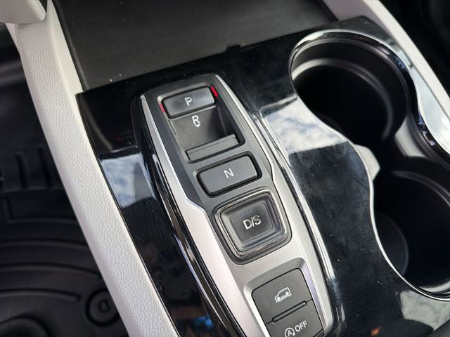 Used 2018 Honda Pilot Elite image 22