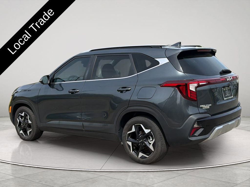 Used 2024 Kia Seltos EX image 3