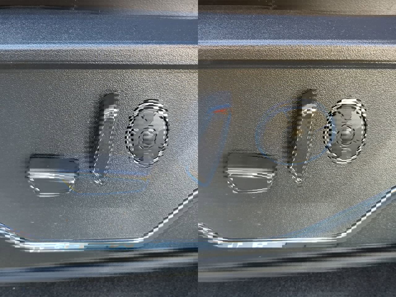 New 2025 Ford F150 Platinum w/ Equipment Group 702A High image 29