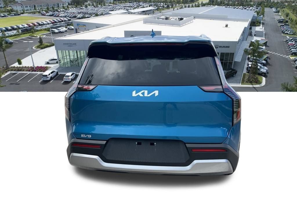 Used 2026 Kia EV9 Wind AWD/4WD image 6
