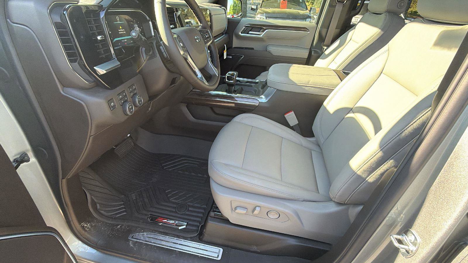 New 2026 Chevrolet Silverado 1500 RST w/ RST All Star Premium Package AWD/4WD image 13
