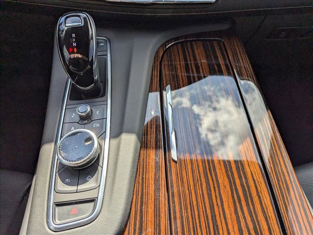 Used 2023 Cadillac Escalade Premium Luxury image 14