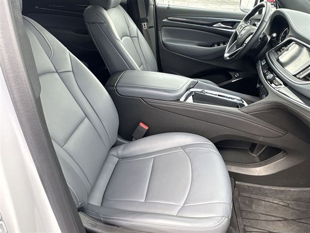 Certified 2024 Buick Enclave Essence w/ Technology Package FWD image 26