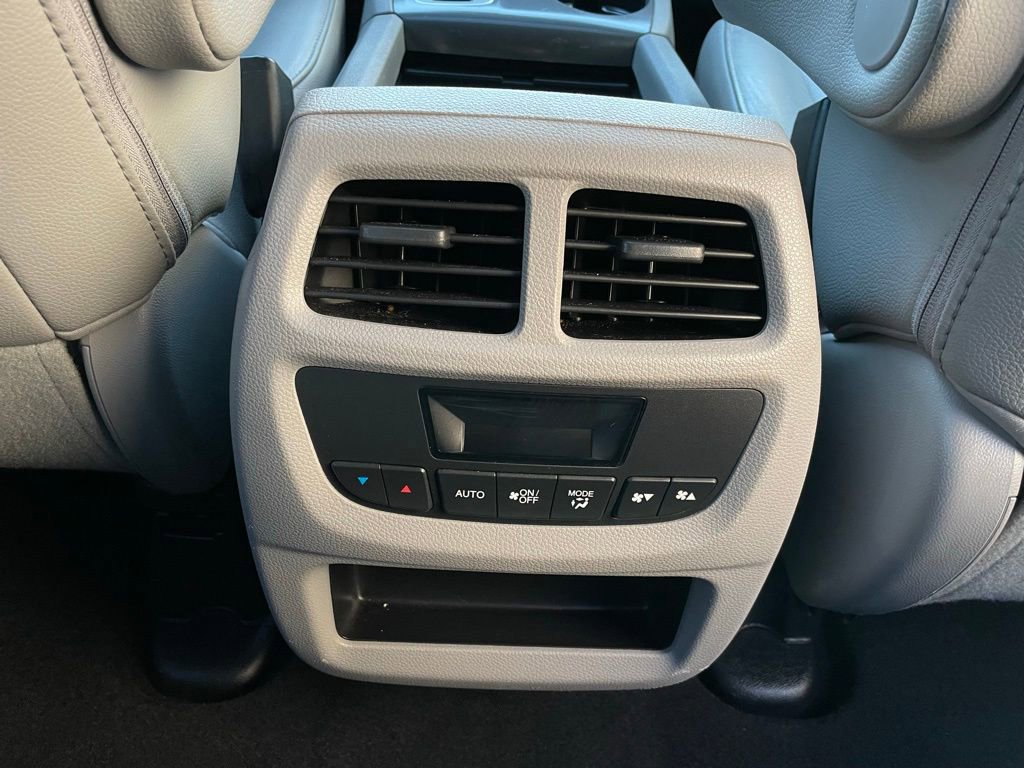 Used 2017 Honda Pilot EX-L image 38