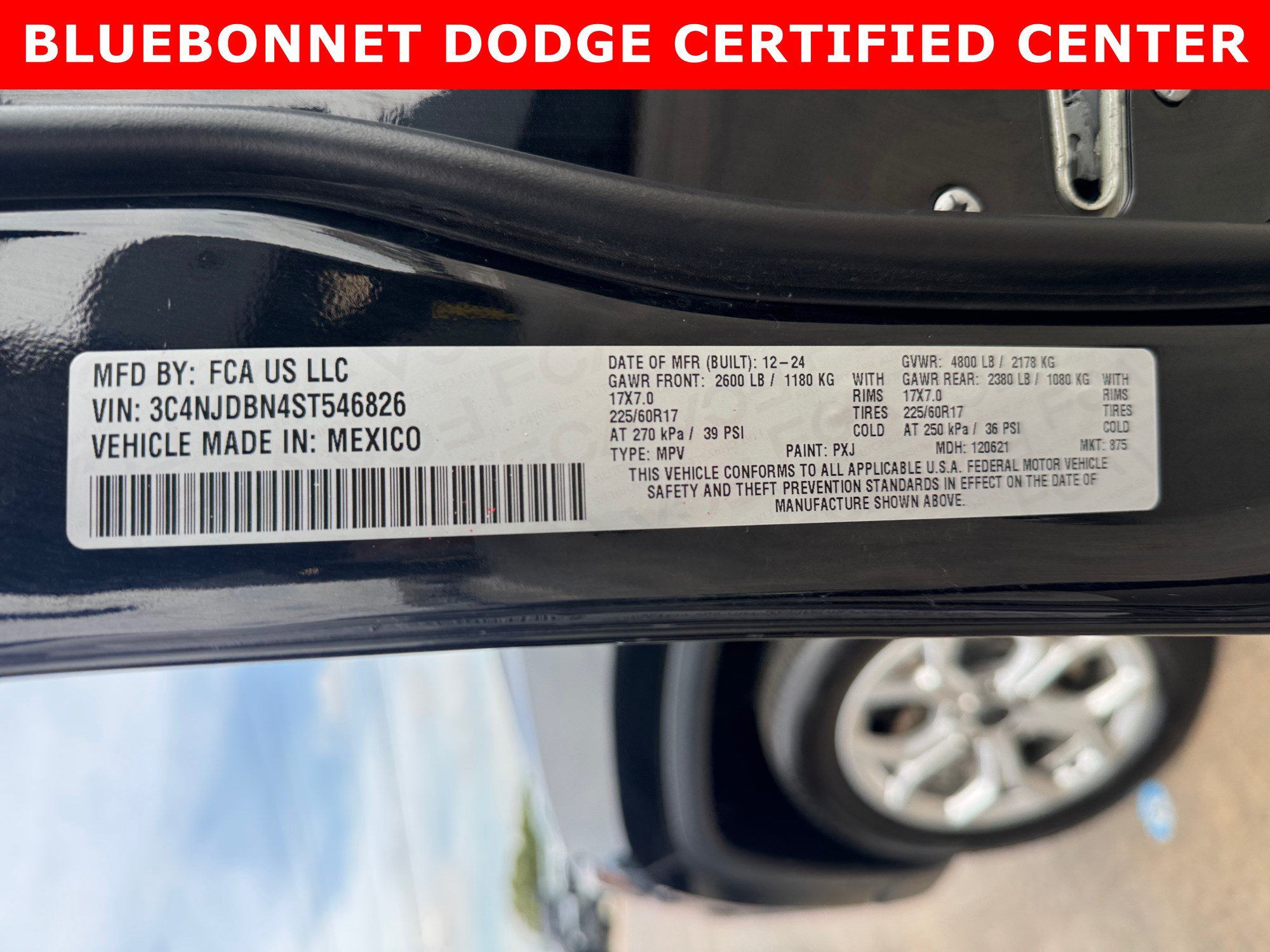 Used 2025 Jeep Compass Latitude w/ Sun & Sound Group AWD/4WD image 23